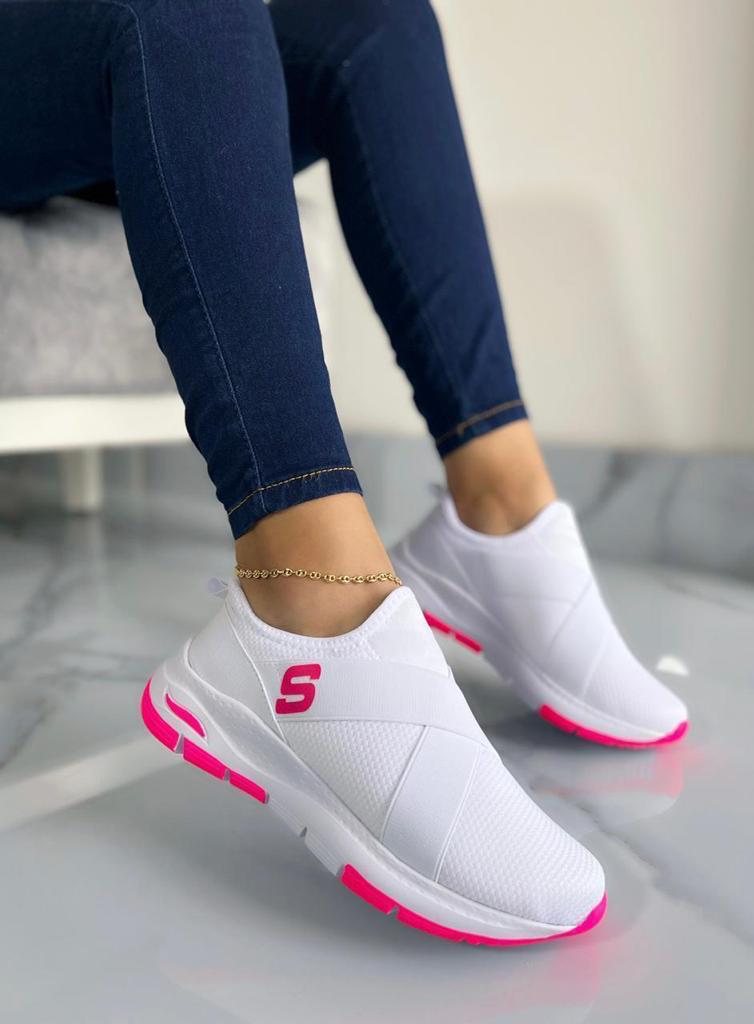 TENIS SKECHERS CRUZADOS